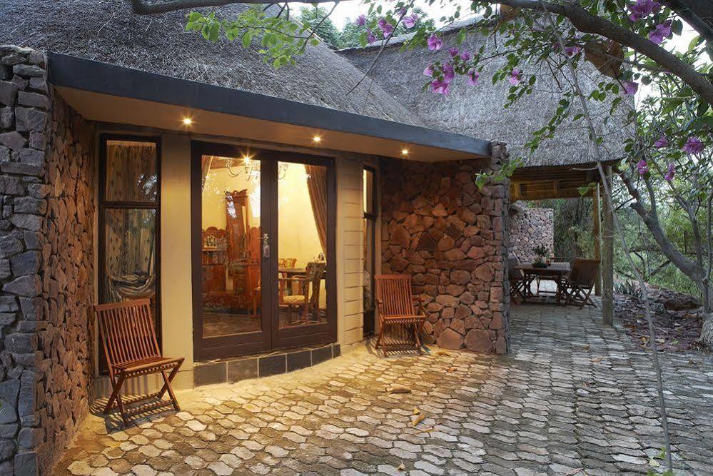 Birdsong Cottages Modimolle Kamer foto